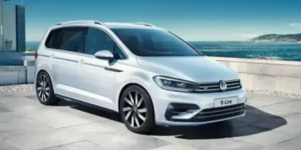 Volkswagen Touran interior and seating