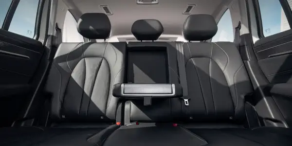 MGS9 Plug-in Hybrid interior space