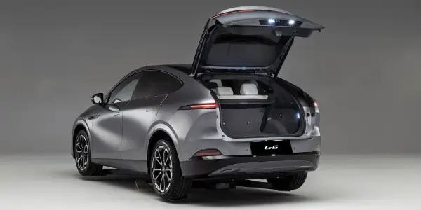 XPENG G6 boot space
