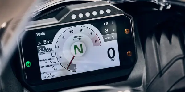 Honda CBR600RR digital dashboard and supersport riding position